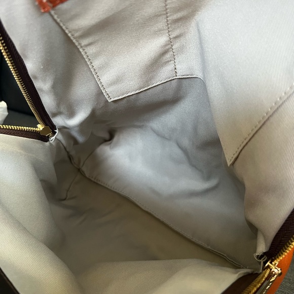 VALENTINA MULTIFUNCTIONAL BACKPACK SLING BAG - Picture 9 of 17